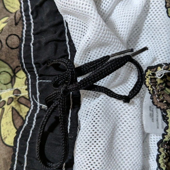 Joe Boxer Men's Hawaiian Print Swim Trunks Size Large - Picture 7 of 7